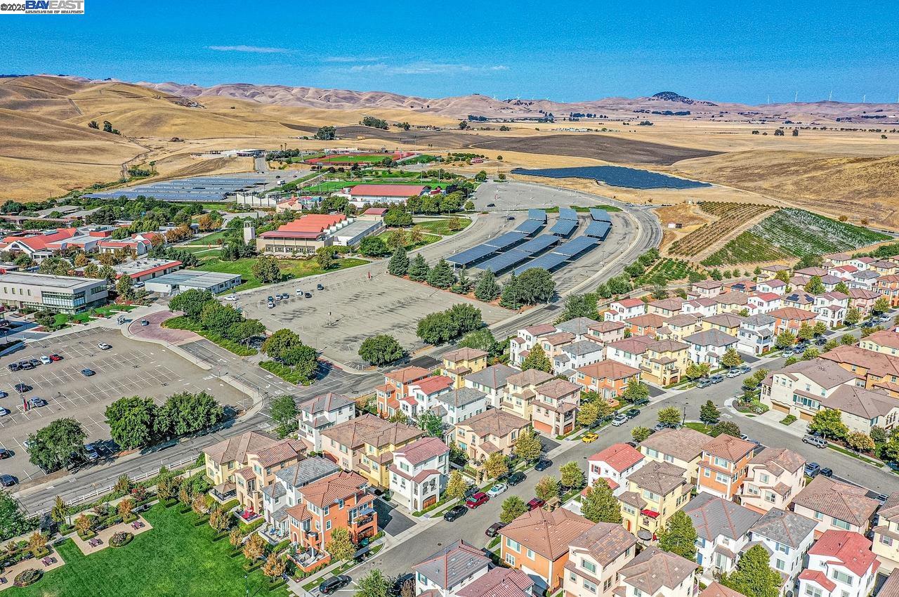 626 Heligan Ln # 4, Livermore Unit: 4