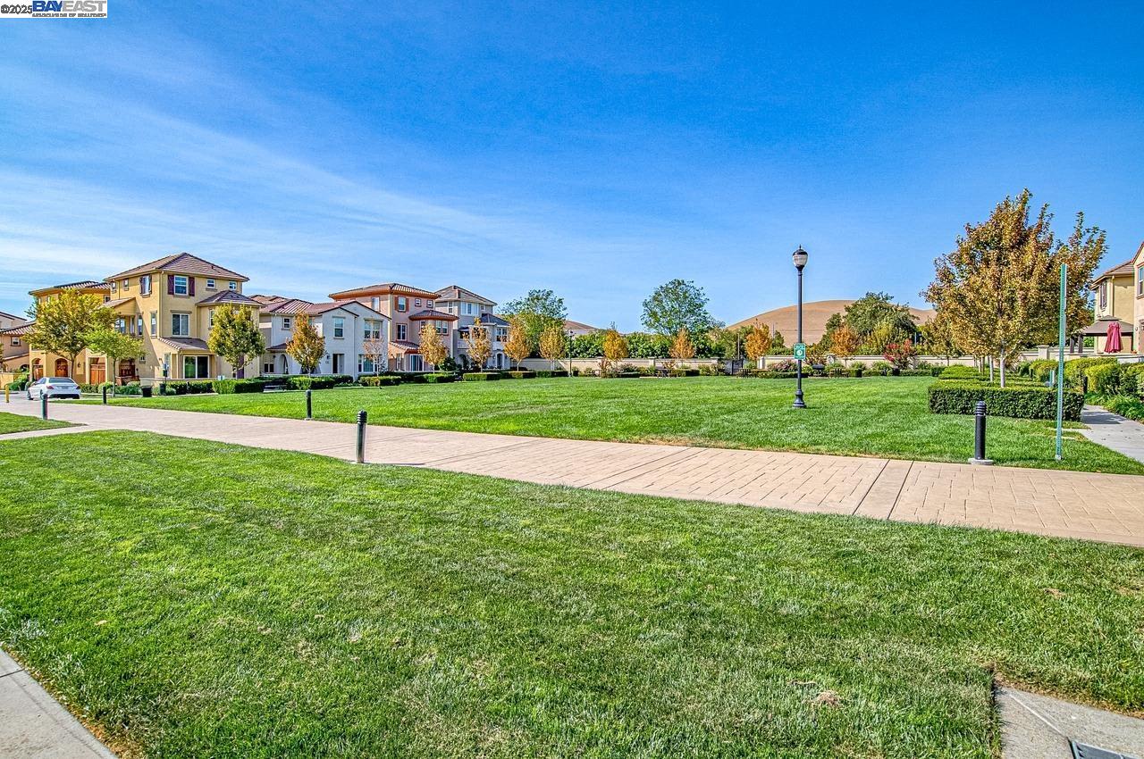 626 Heligan Ln # 4, Livermore Unit: 4