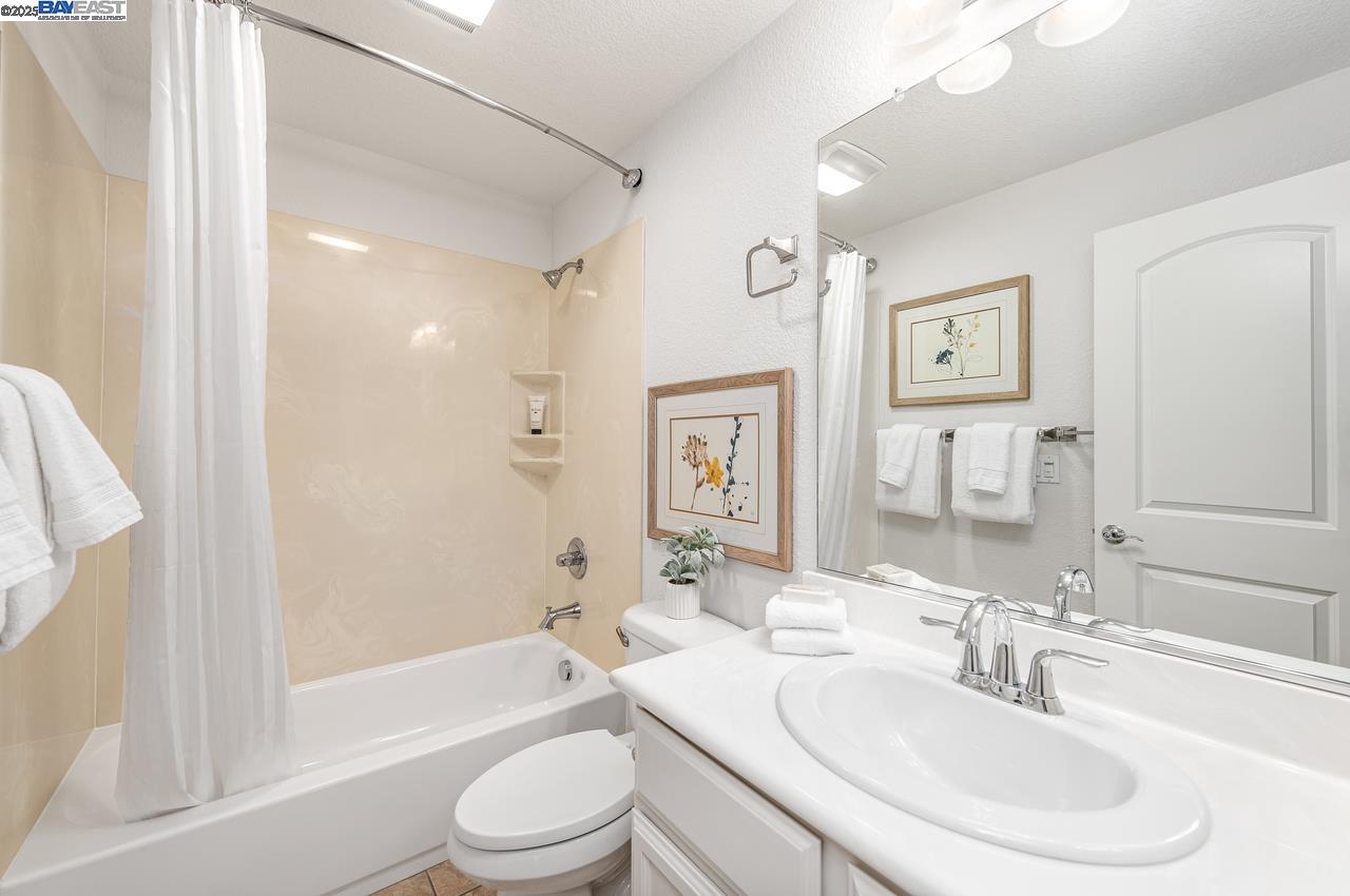 626 Heligan Ln # 4, Livermore Unit: 4