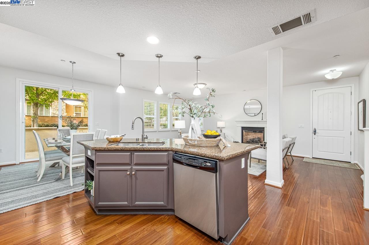 626 Heligan Ln # 4, Livermore Unit: 4