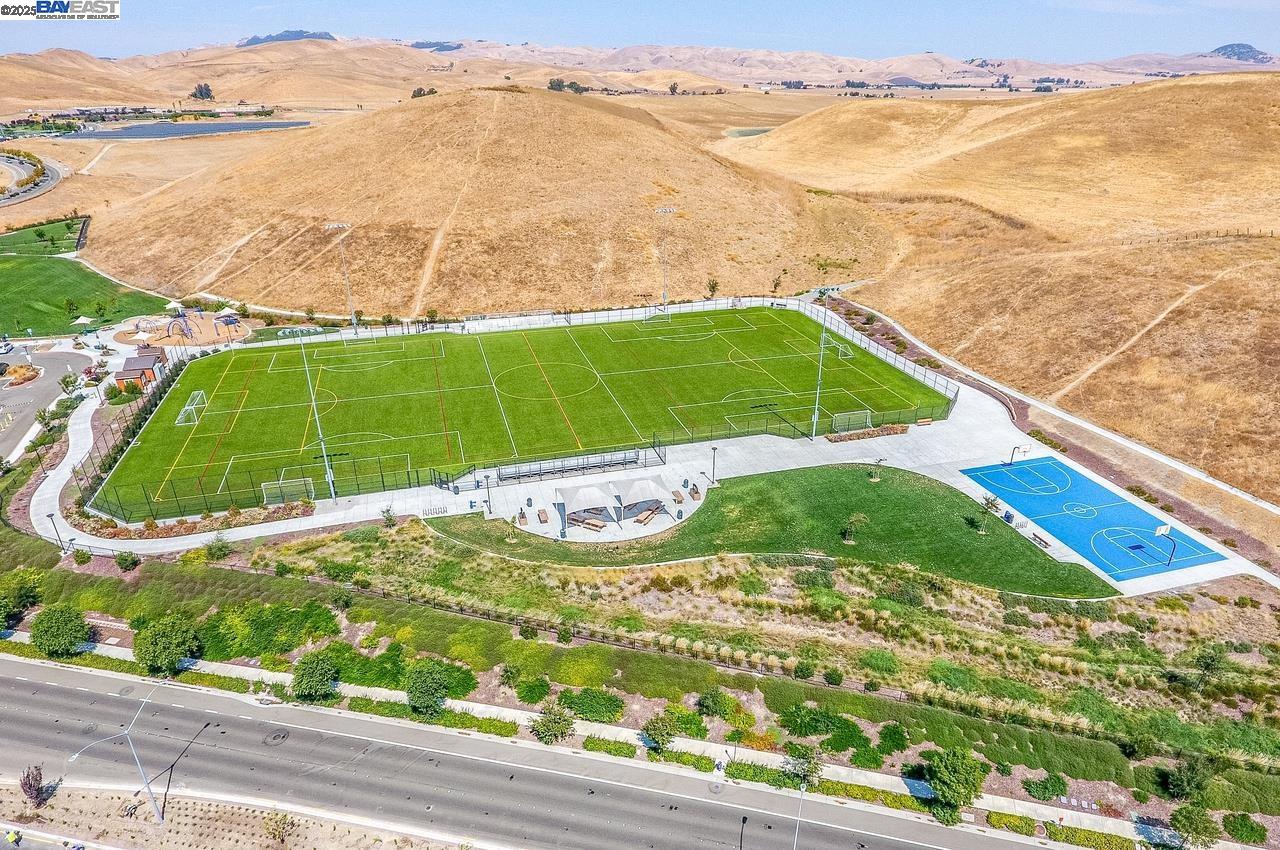 626 Heligan Ln # 4, Livermore Unit: 4