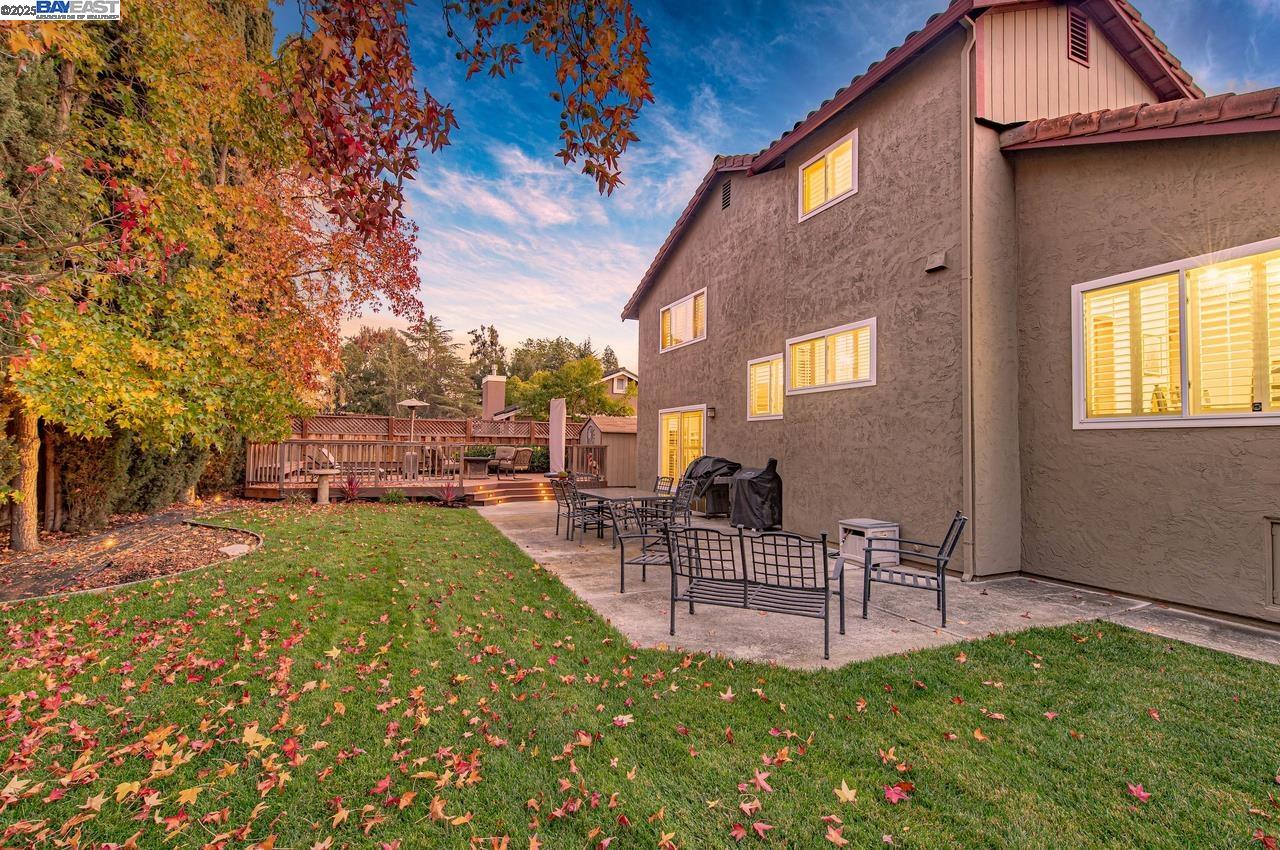 3227 Harvey Ct
