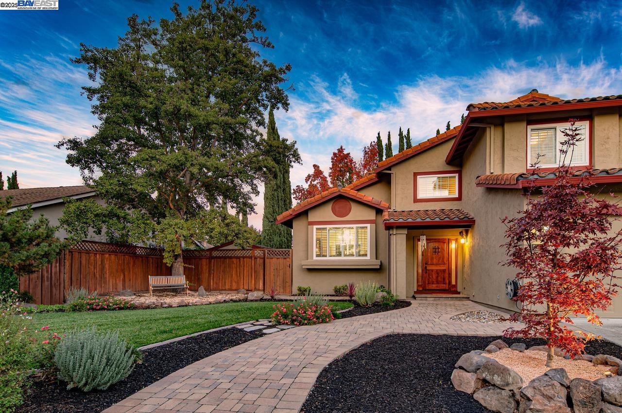 3227 Harvey Ct