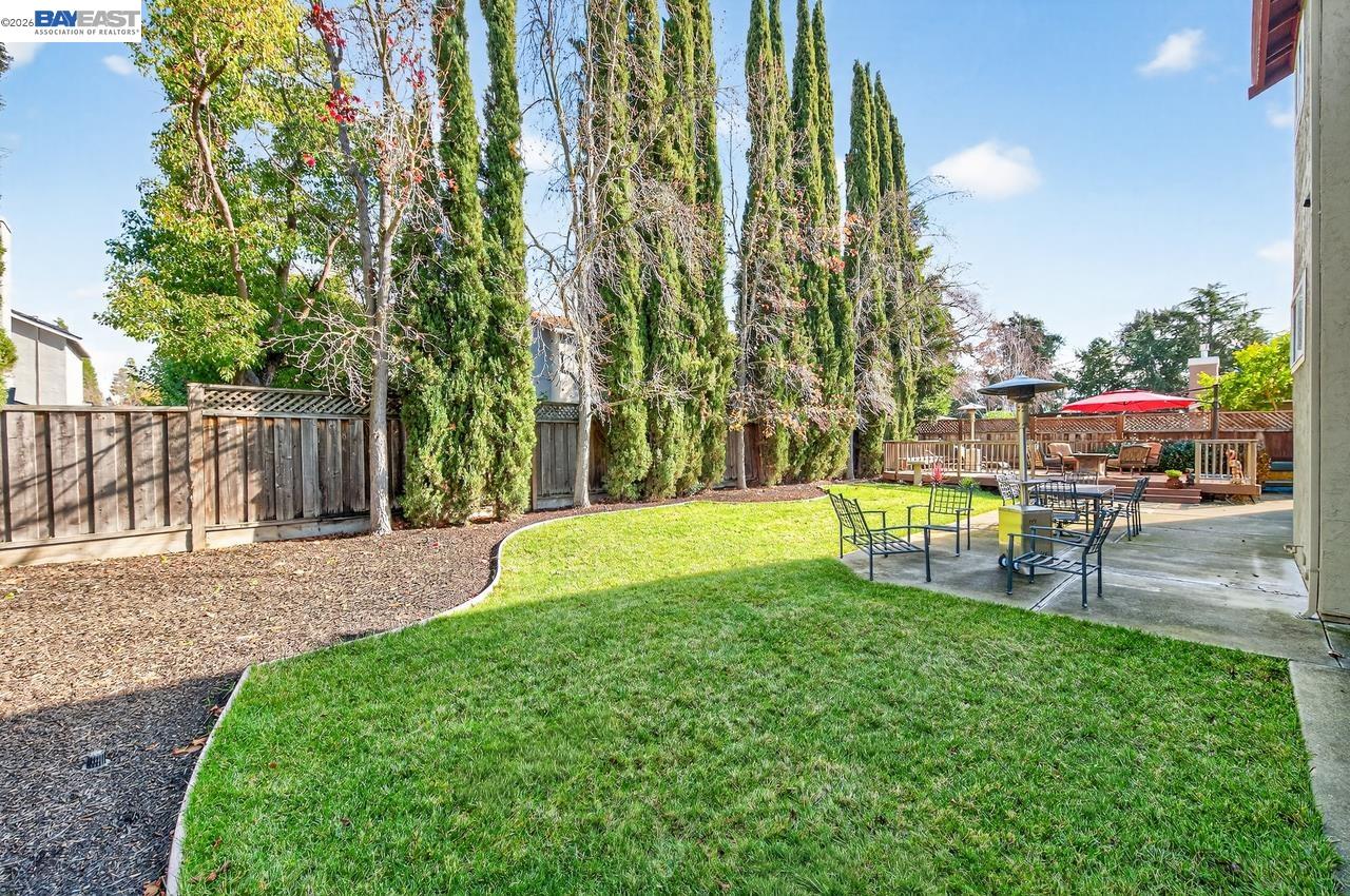 3227 Harvey Ct