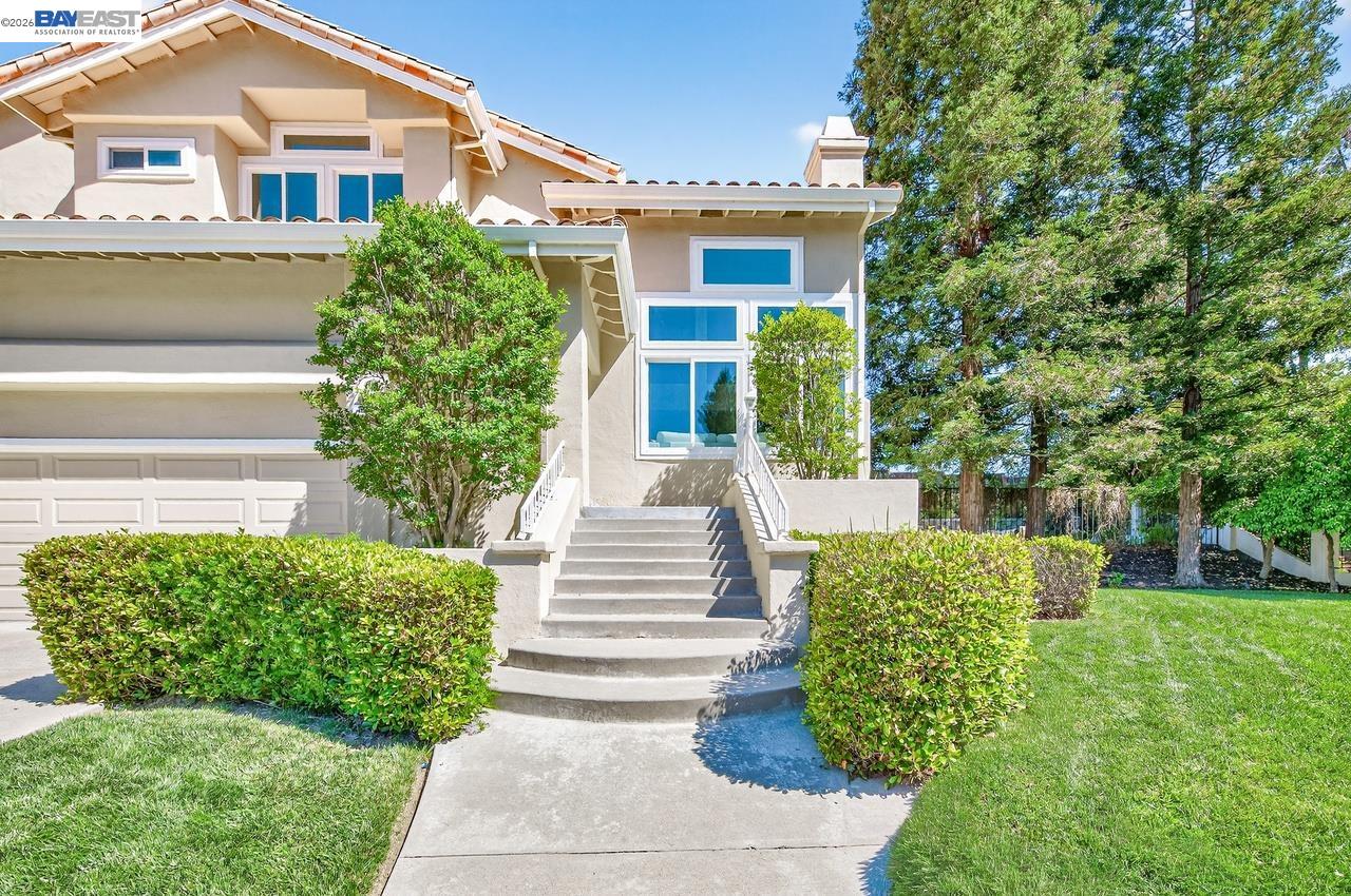 788 Crystal Ln