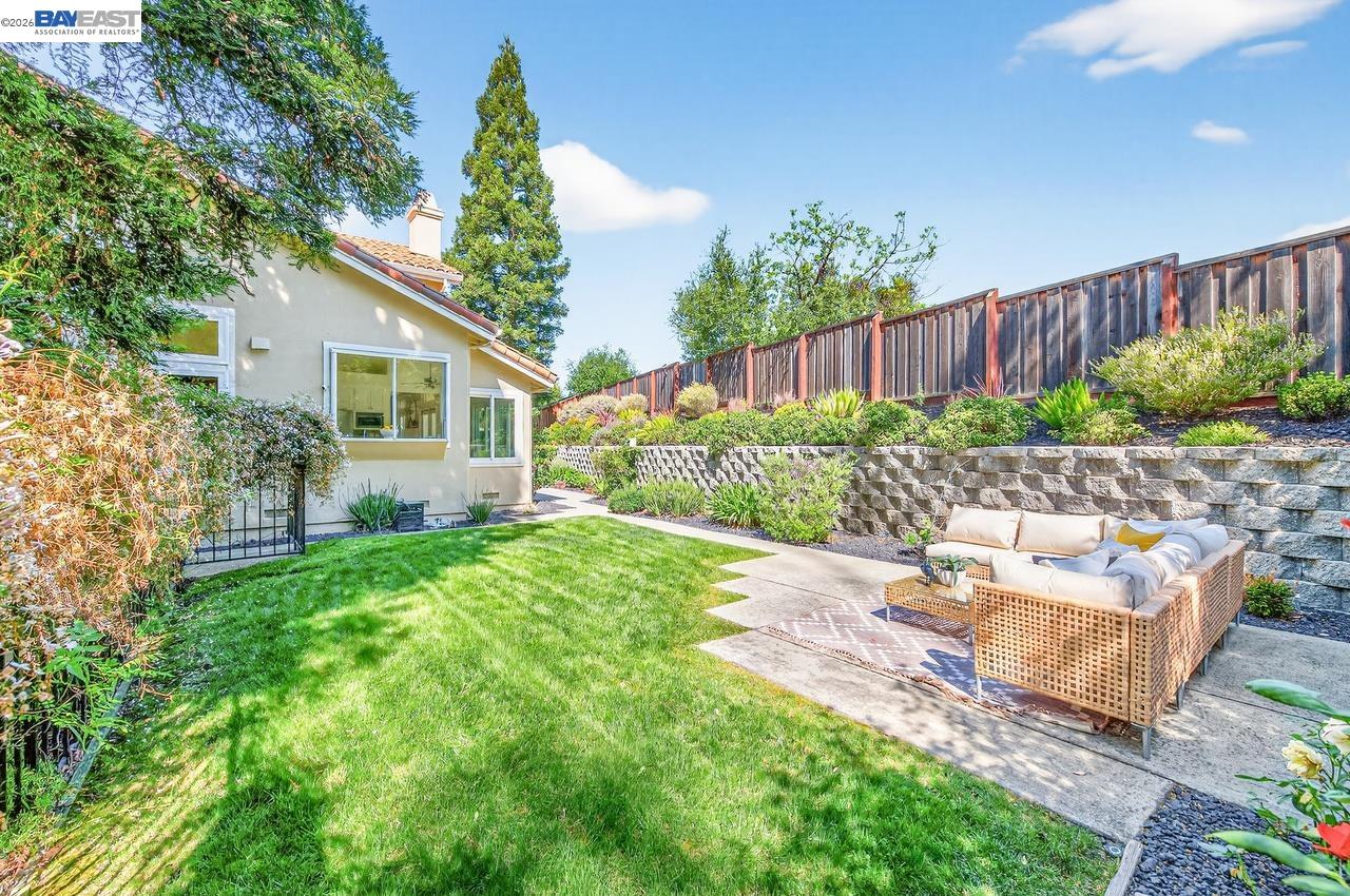788 Crystal Ln