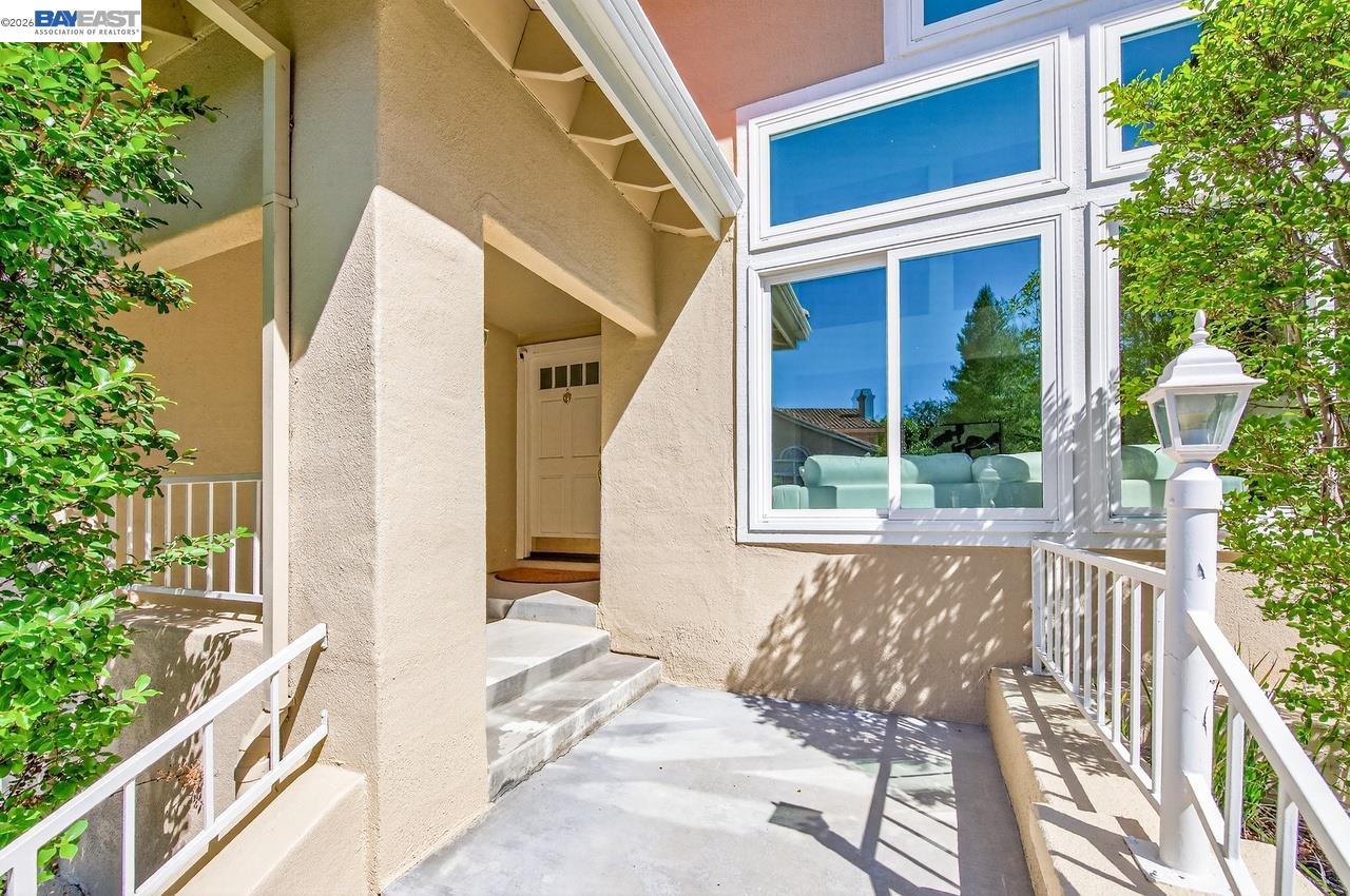 788 Crystal Ln