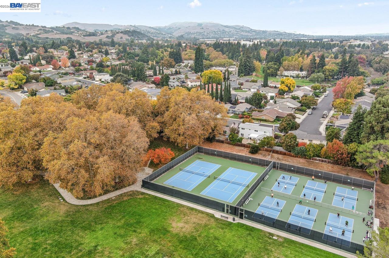 7449 Muirwood Ct