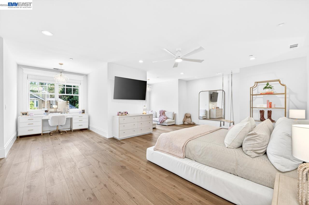 862 Gray Fox Cir