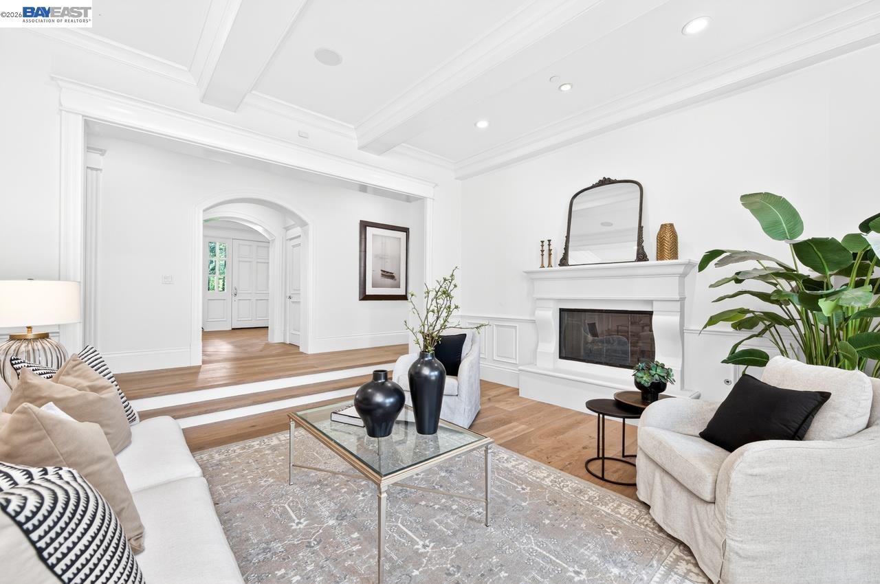 862 Gray Fox Cir
