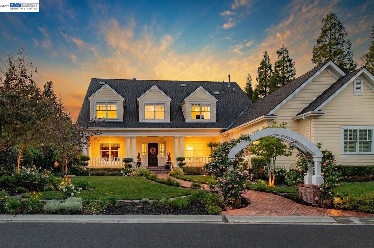 862 Gray Fox Cir