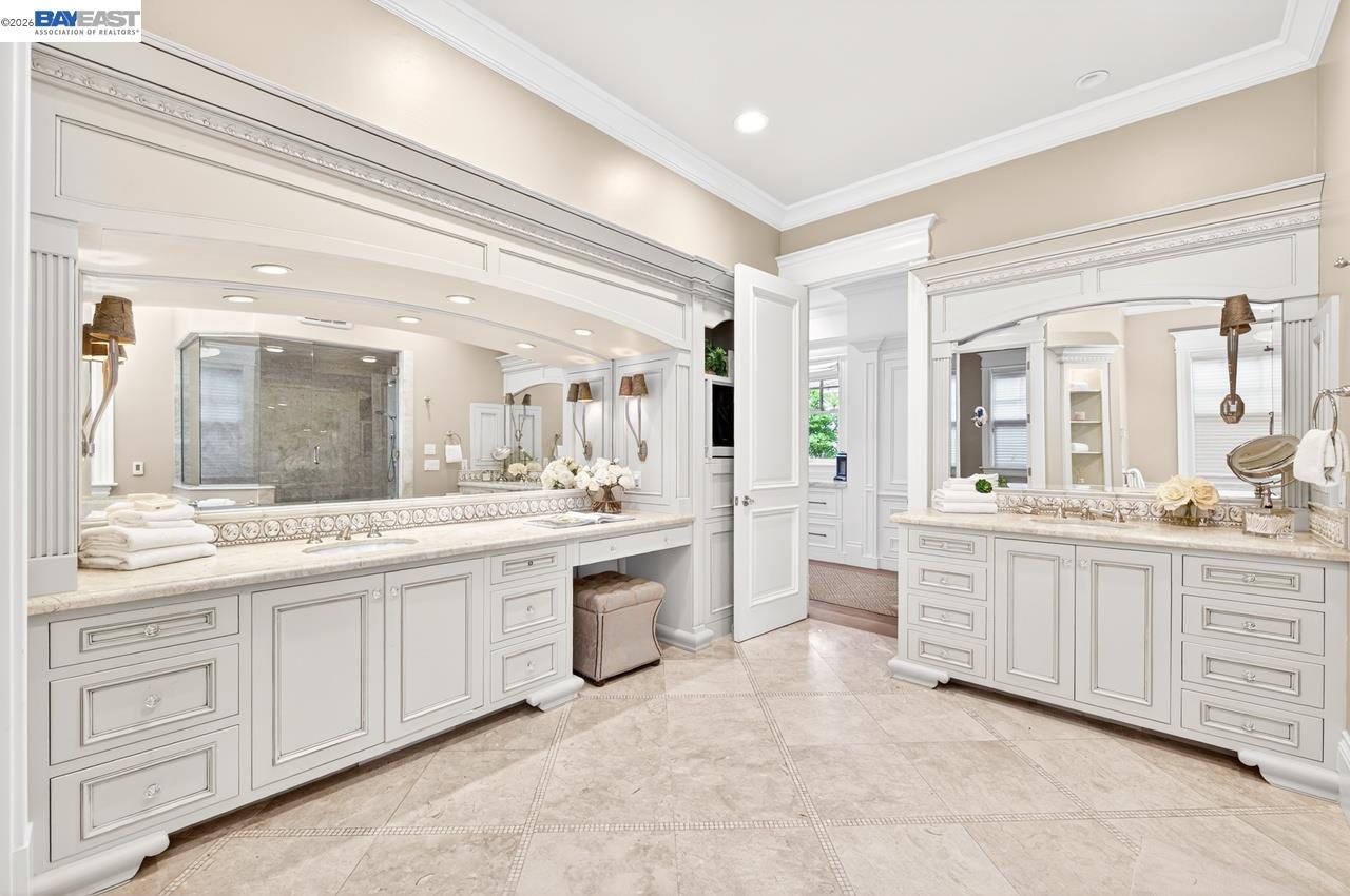 862 Gray Fox Cir