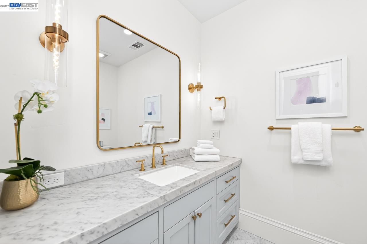 862 Gray Fox Cir