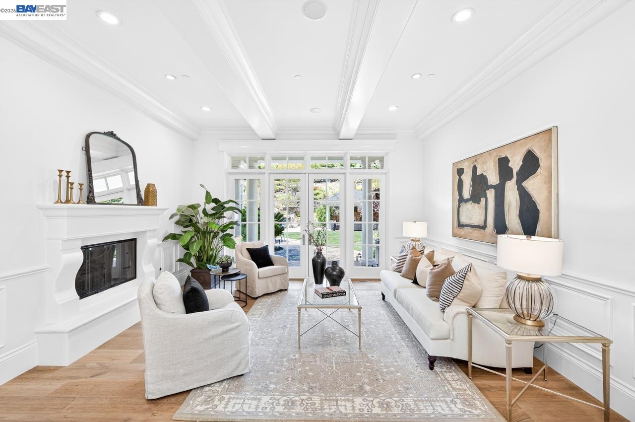 862 Gray Fox Cir