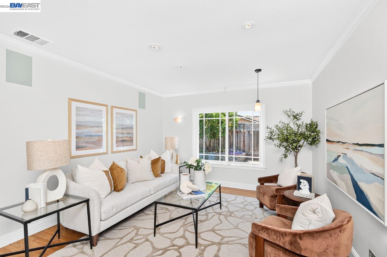 6252 Robin Ct