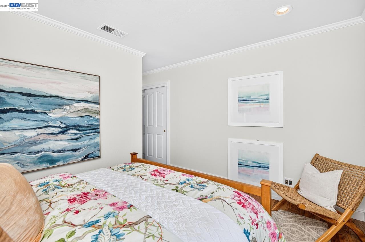 6252 Robin Ct