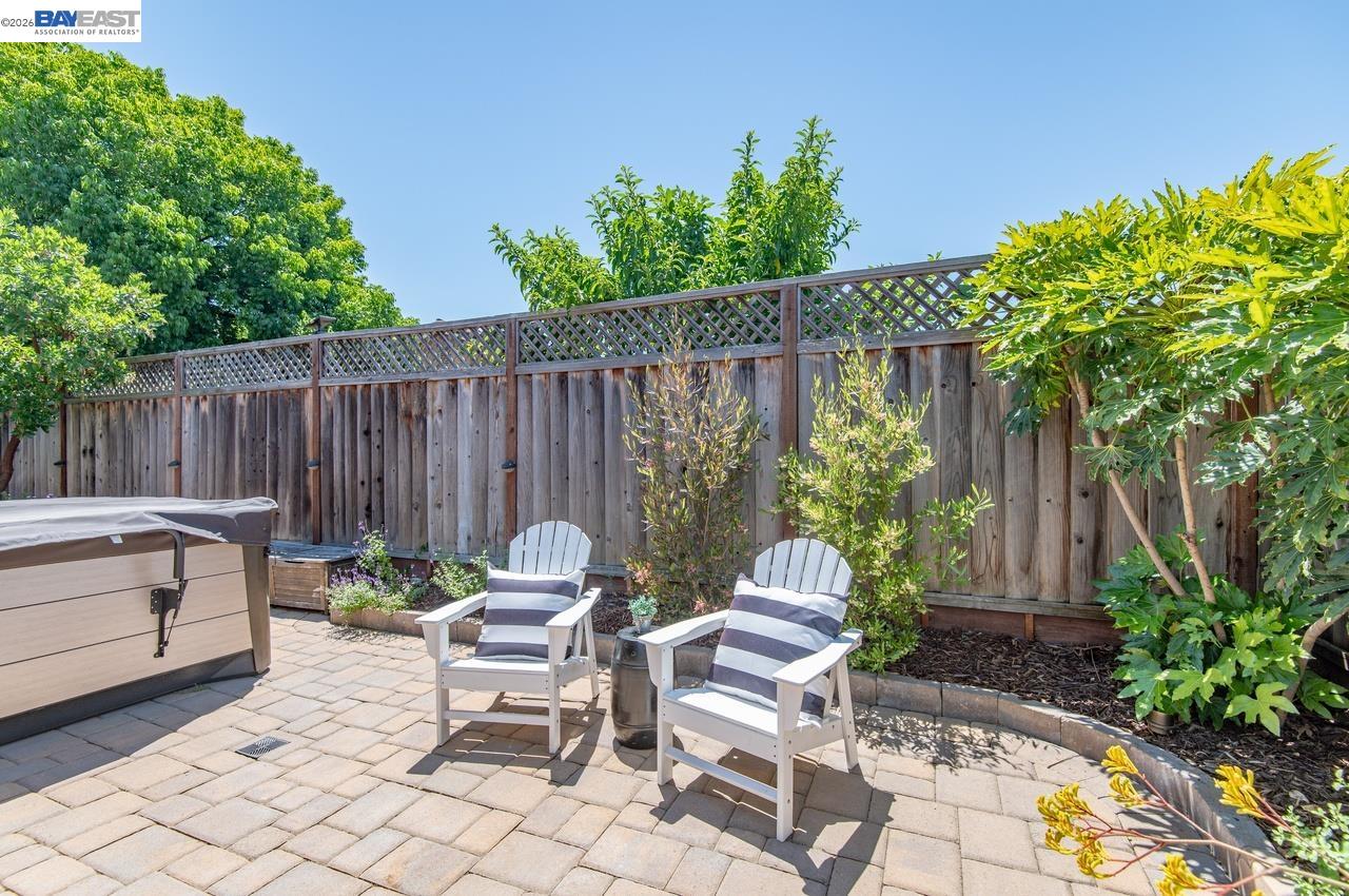 6252 Robin Ct