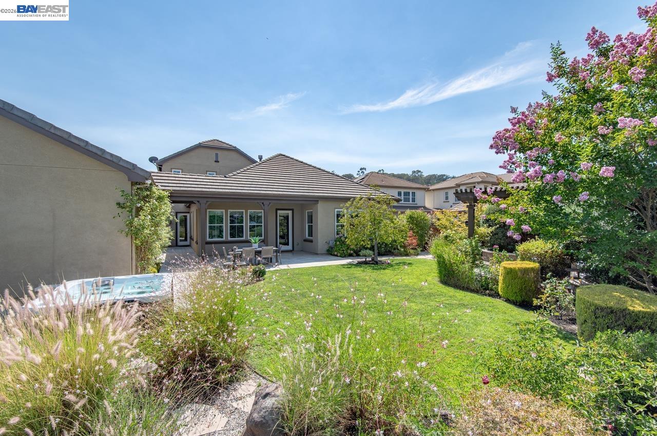 1124 Finch Pl