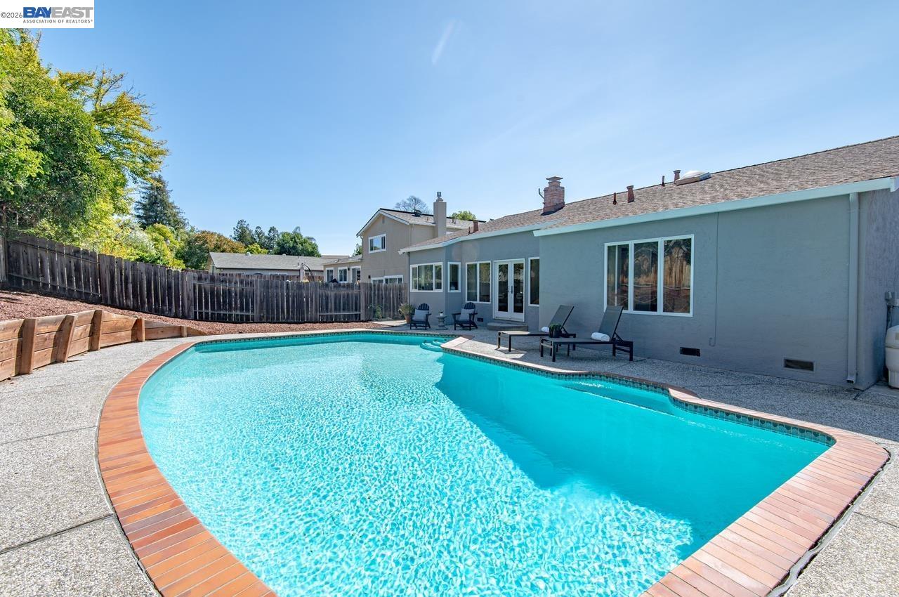 824 Sylvaner Dr