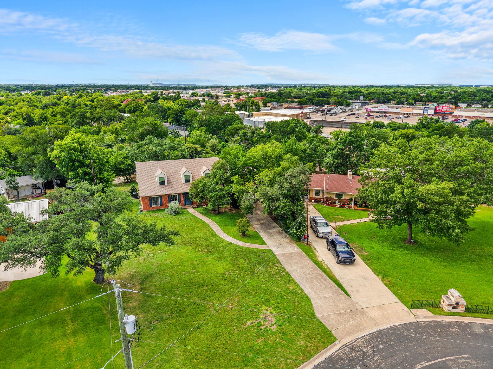 609 Oakhill DR