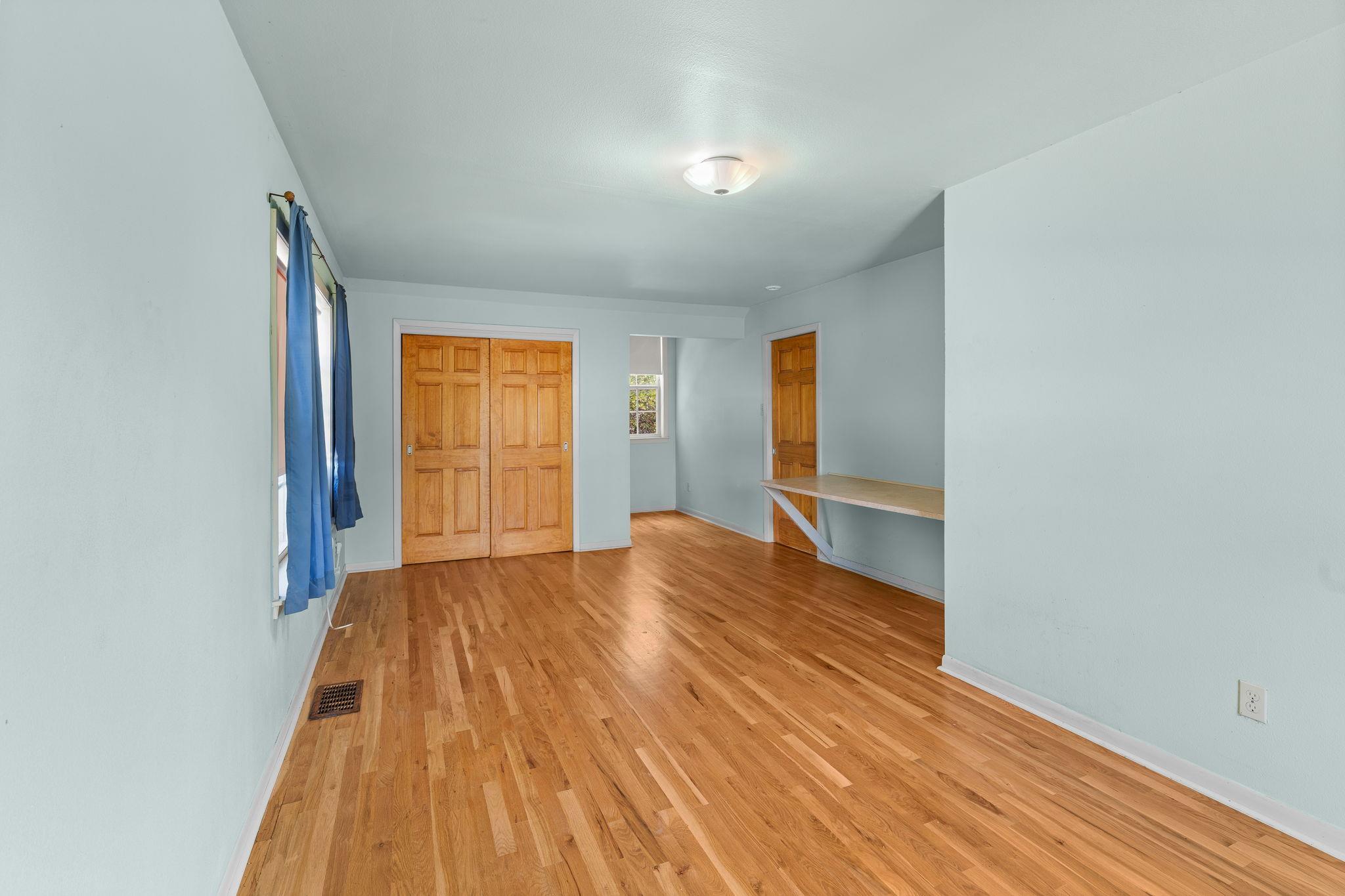 609 Oakhill DR