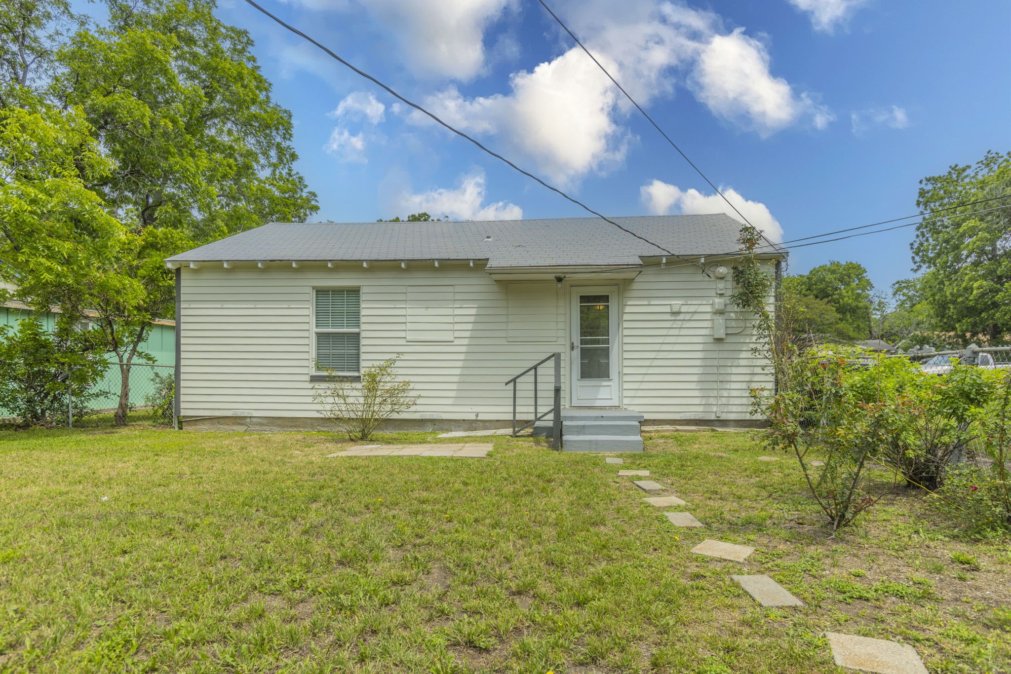 3512 Cumberland Avenue