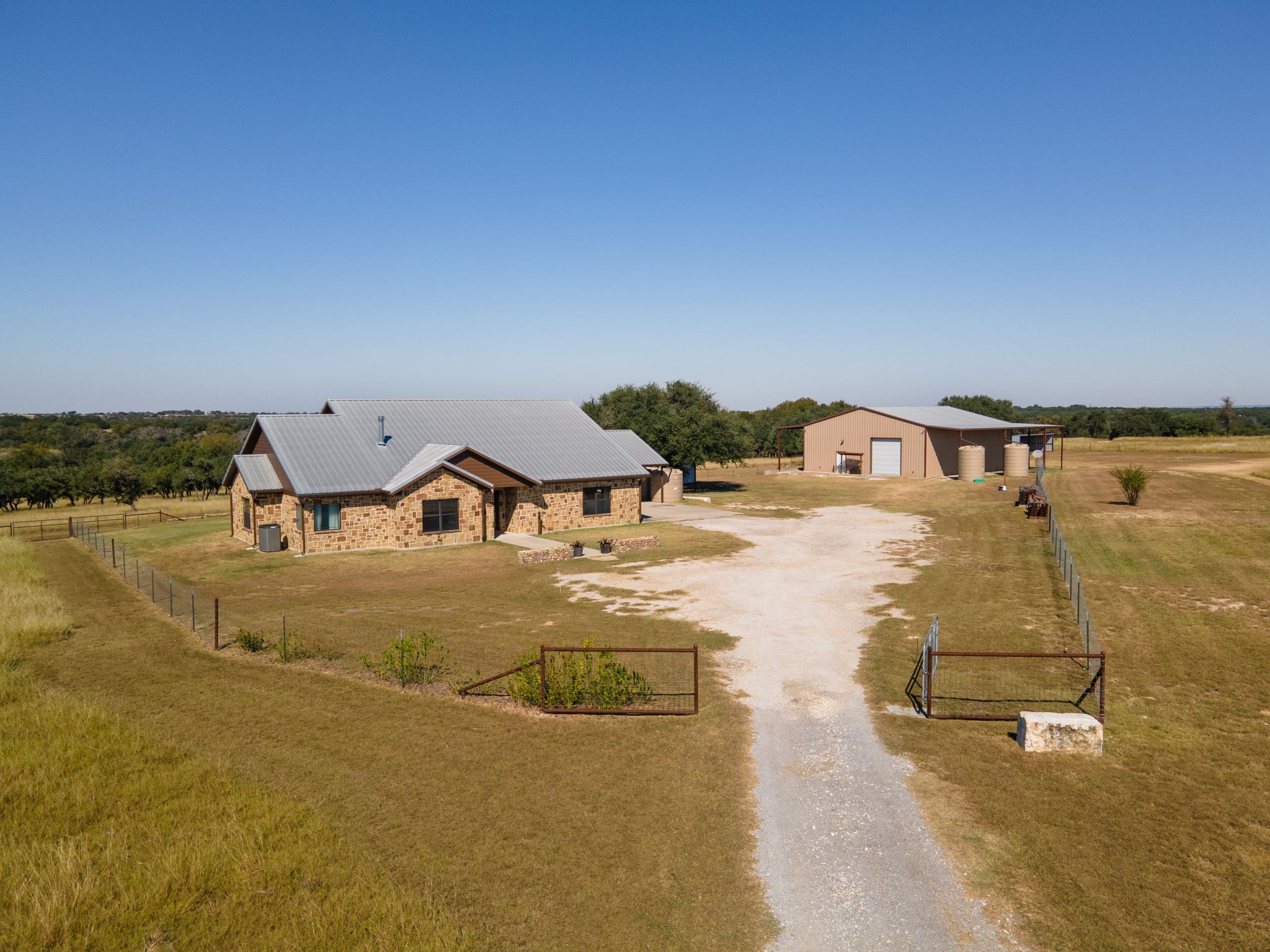 1597 County Road 176
