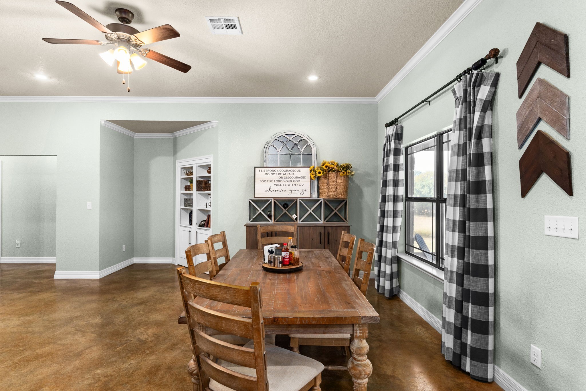 1597 County Road 176