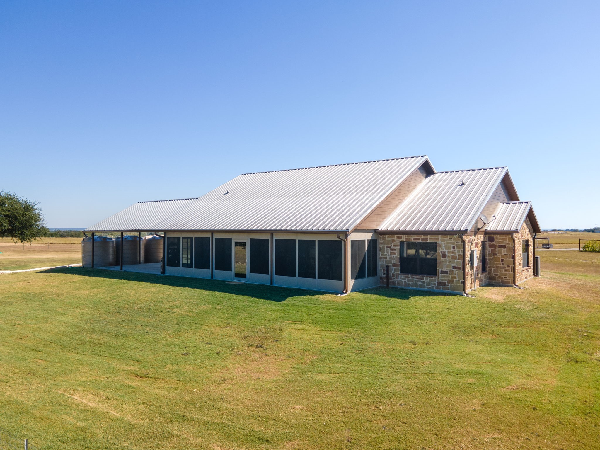 1597 County Road 176