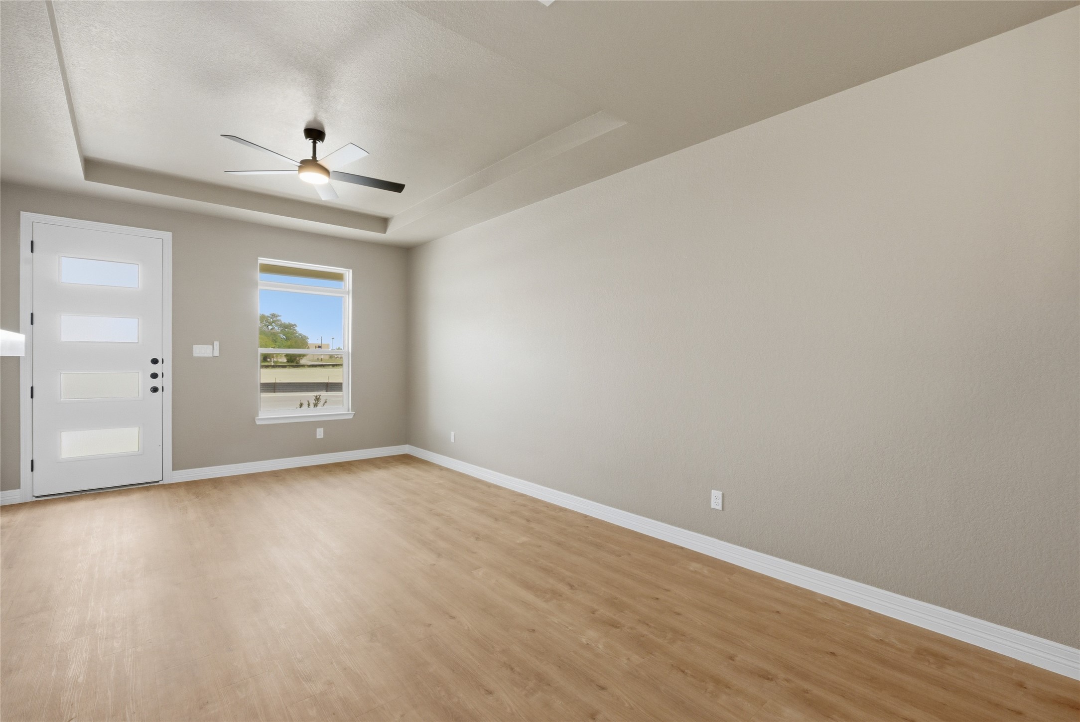 1311 Lone Pine Way