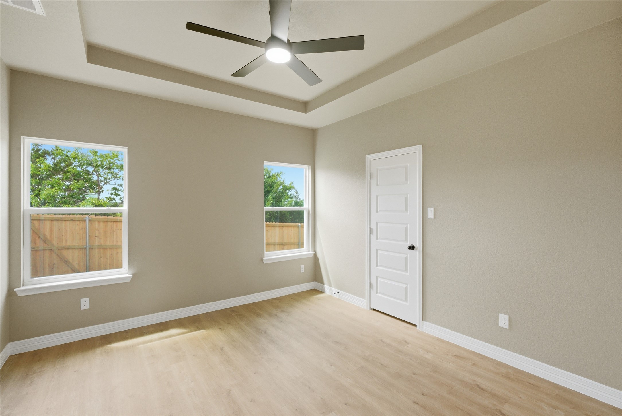 1311 Lone Pine Way