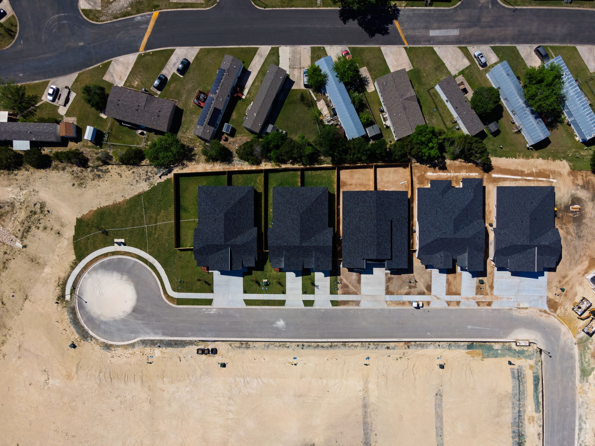 1313 Lone Pine Way