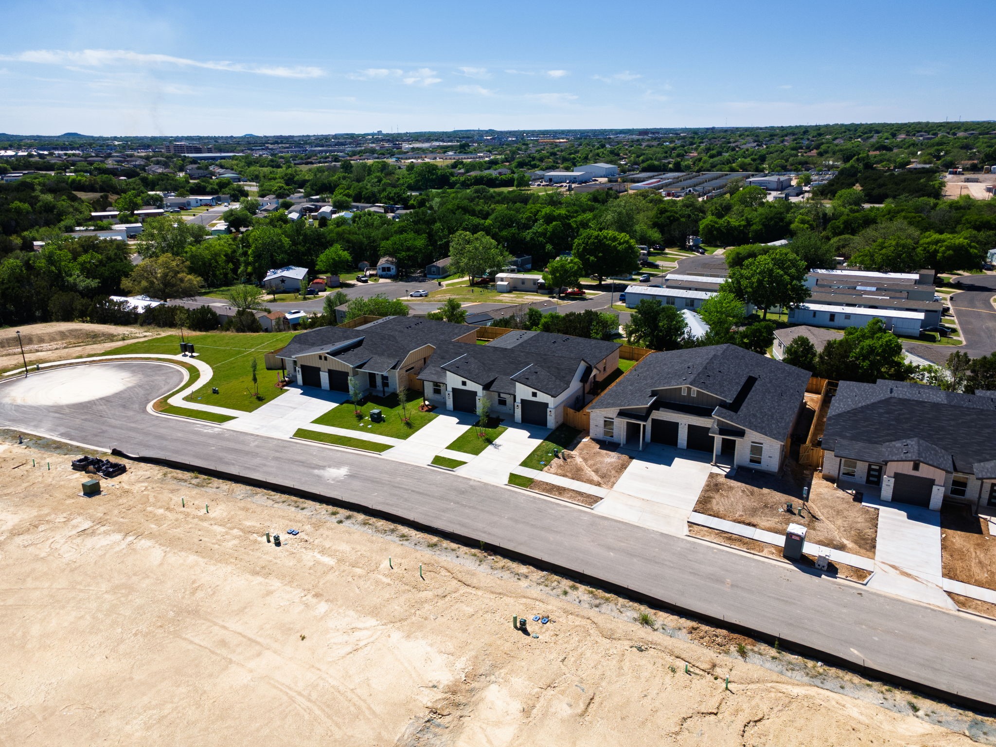 1313 Lone Pine Way