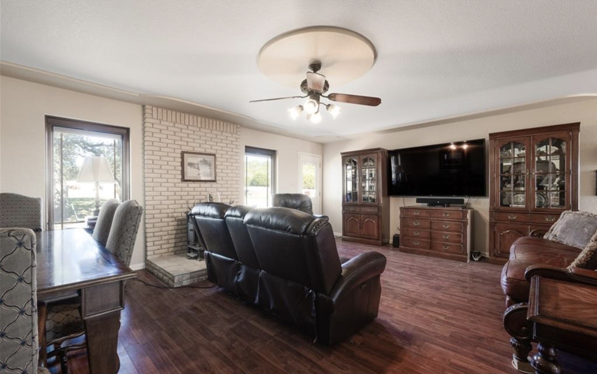 1624 W Business 190