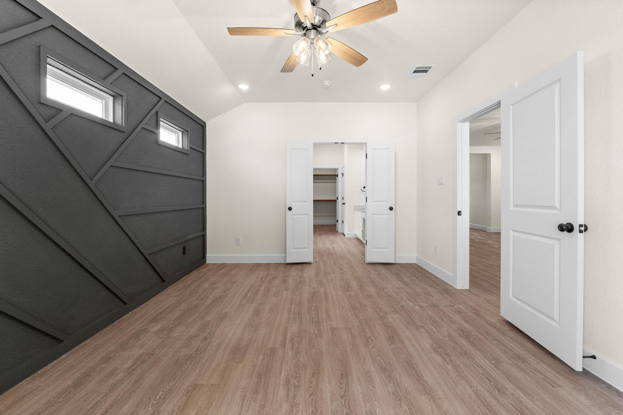 2119 Blackhawk LOOP