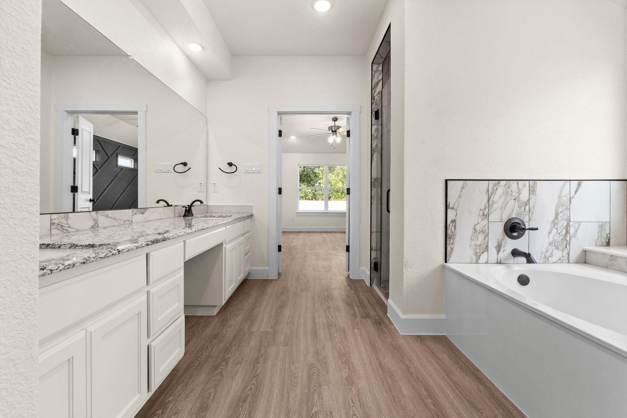 2119 Blackhawk LOOP