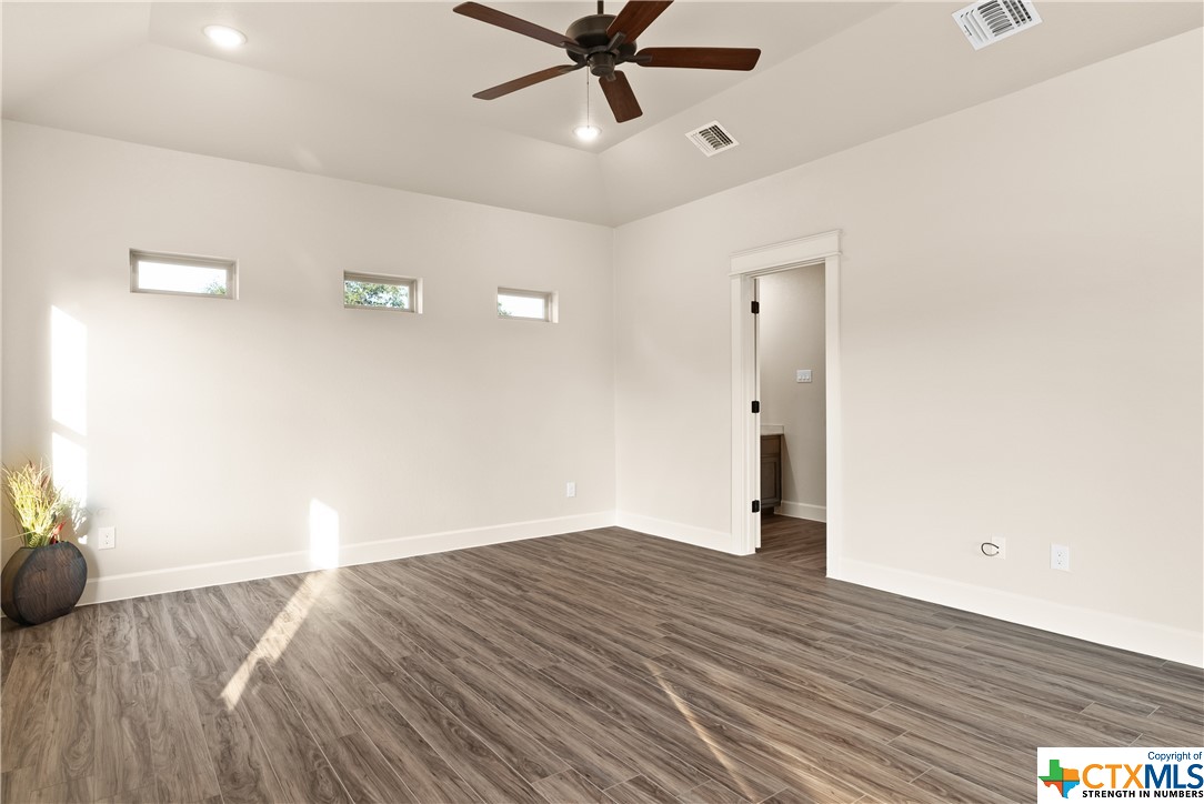 3037 Millhouse Road