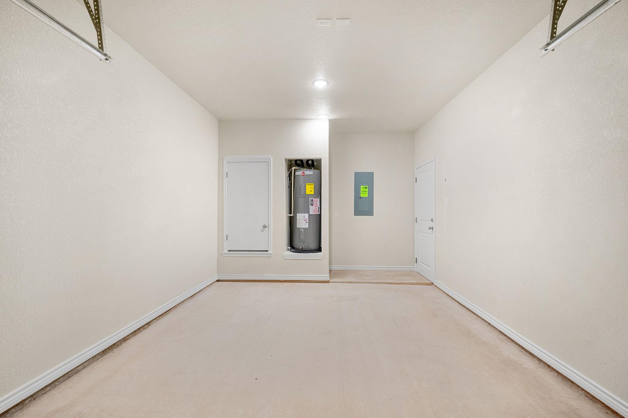 410 W Avenue C
