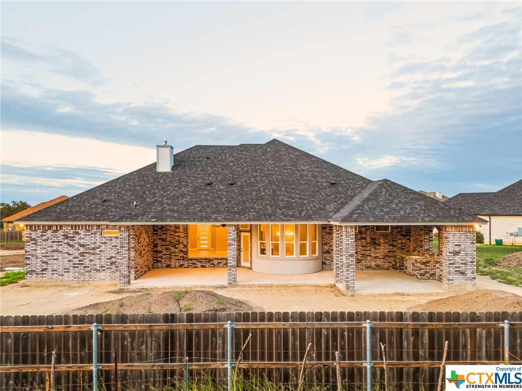 116 Vista De Luna Lane