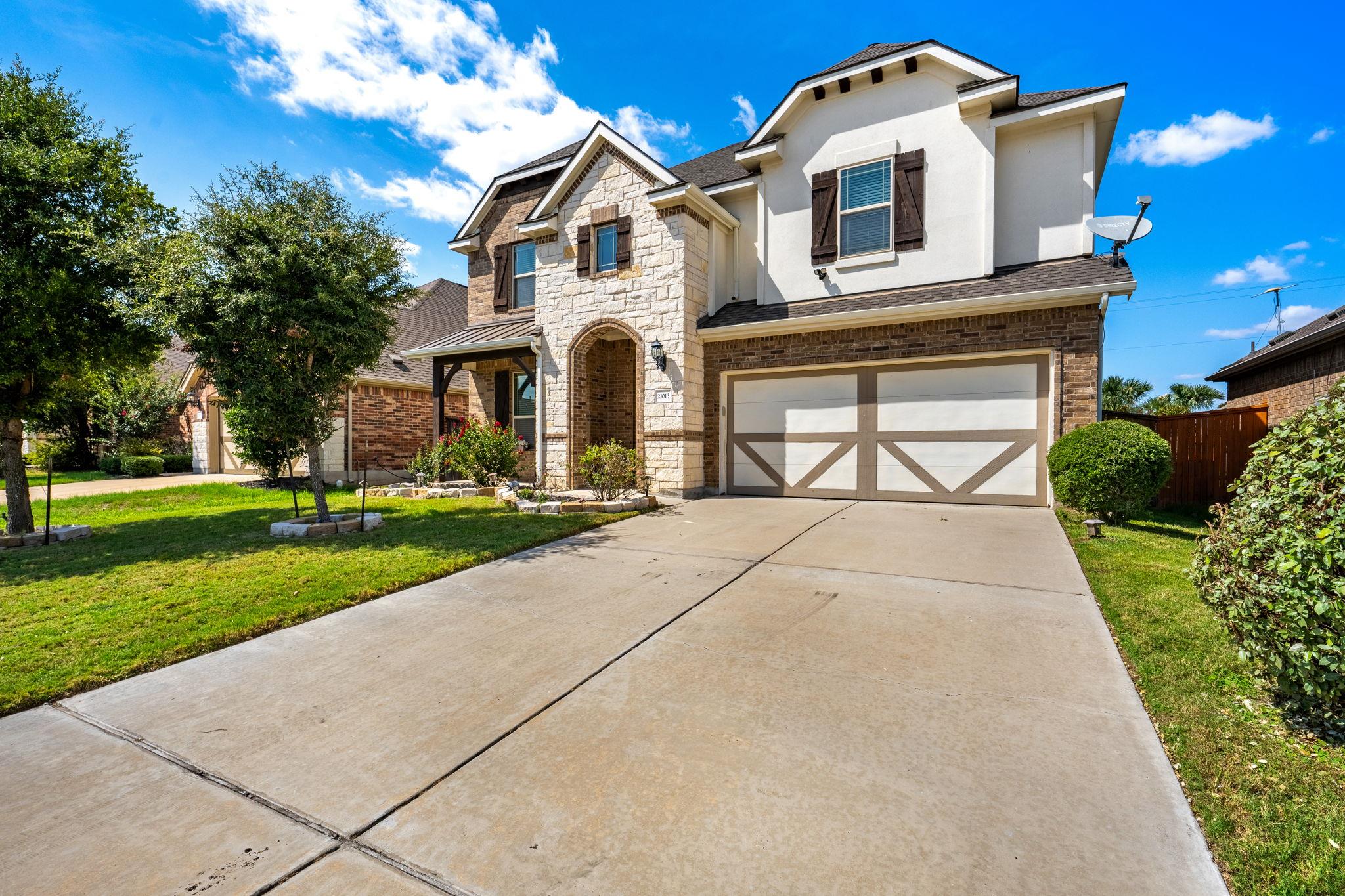 21013 Abigail WAY