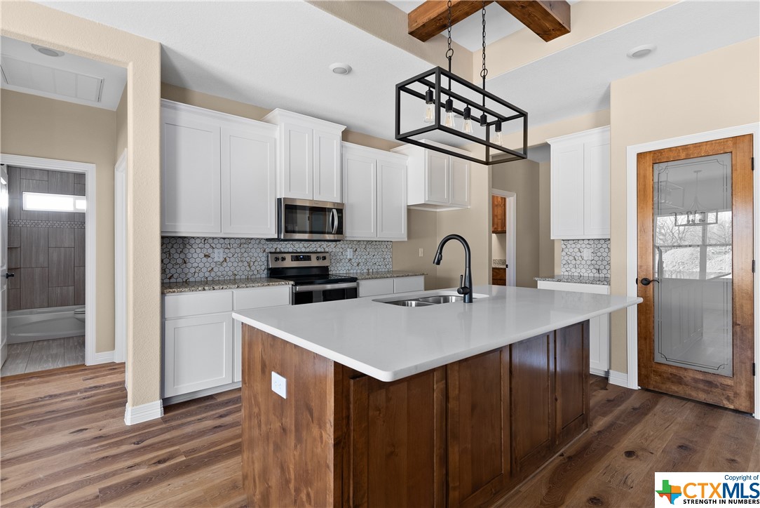 573 County Road 3152
