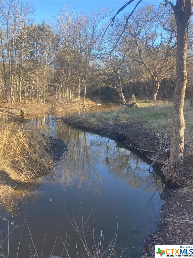 437 County Road 3384