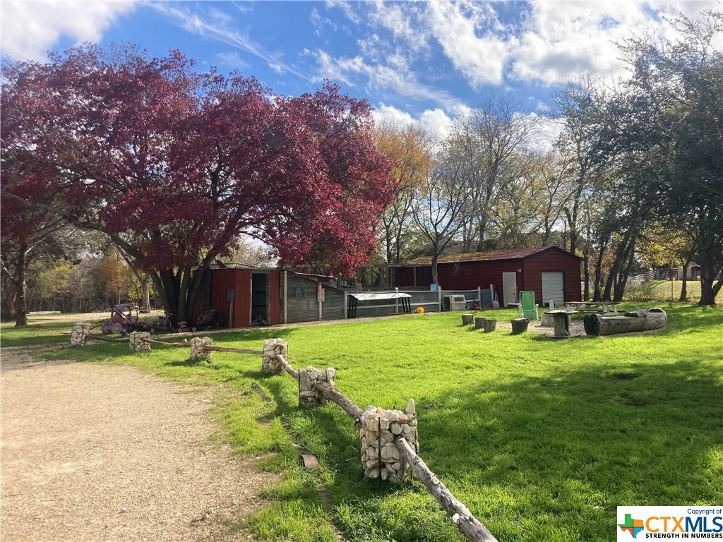 437 County Road 3384