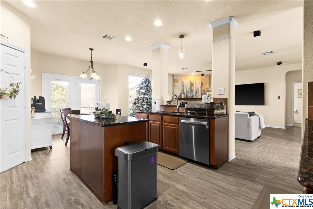 102 Riata Circle