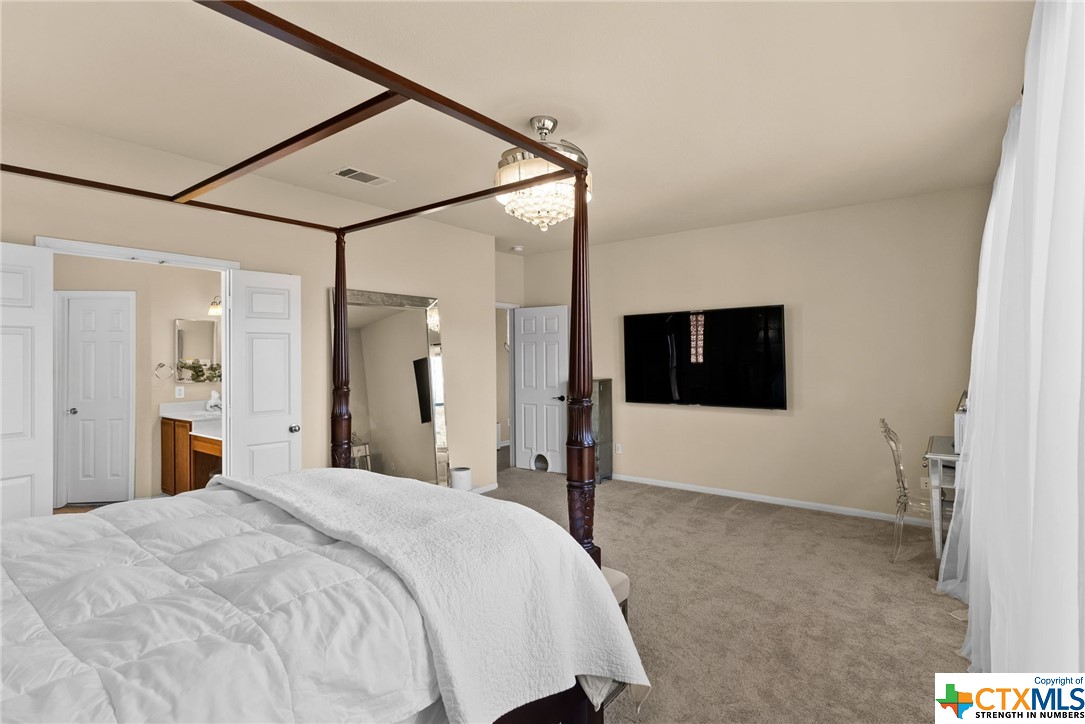 102 Riata Circle