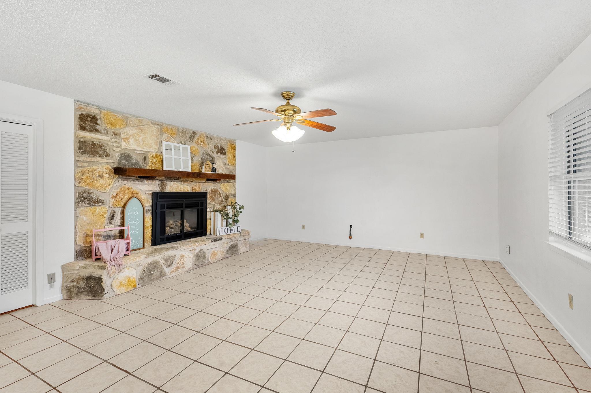130 Bobcat LN