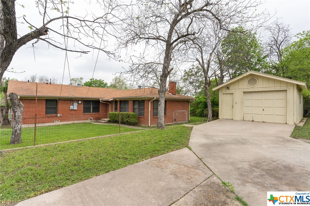 1108 Searcy Drive