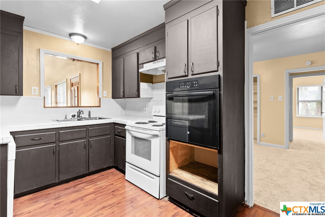 1108 Searcy Drive