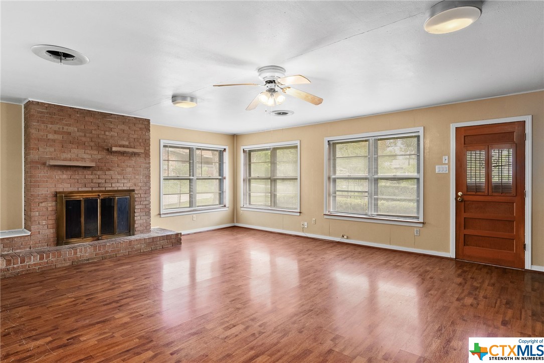 1108 Searcy Drive