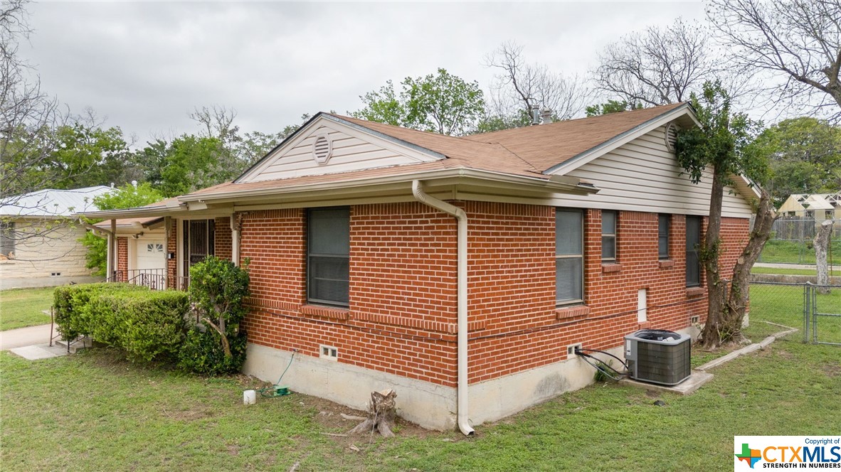 1108 Searcy Drive